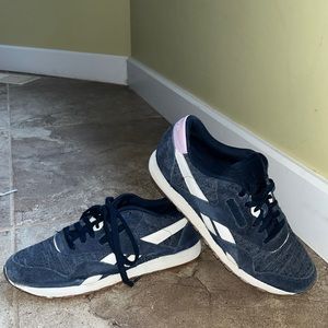 Rebook Classic Sneakers - Navy Blue